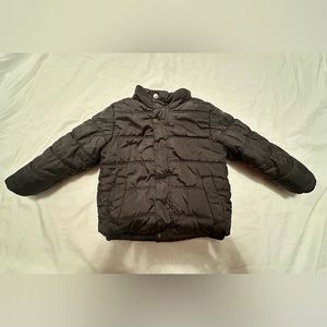 Boys 2/3 T puffy jacket. No hood.